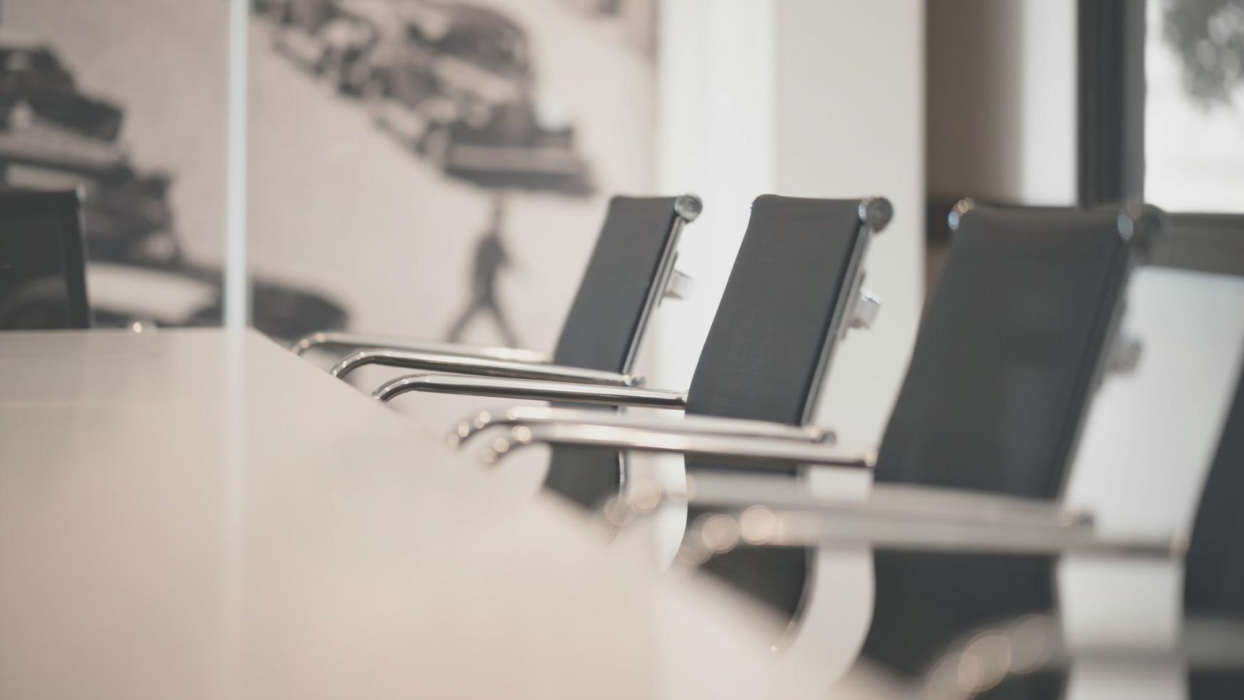 Moderne Schulungsräume mit aktueller Trading-Software