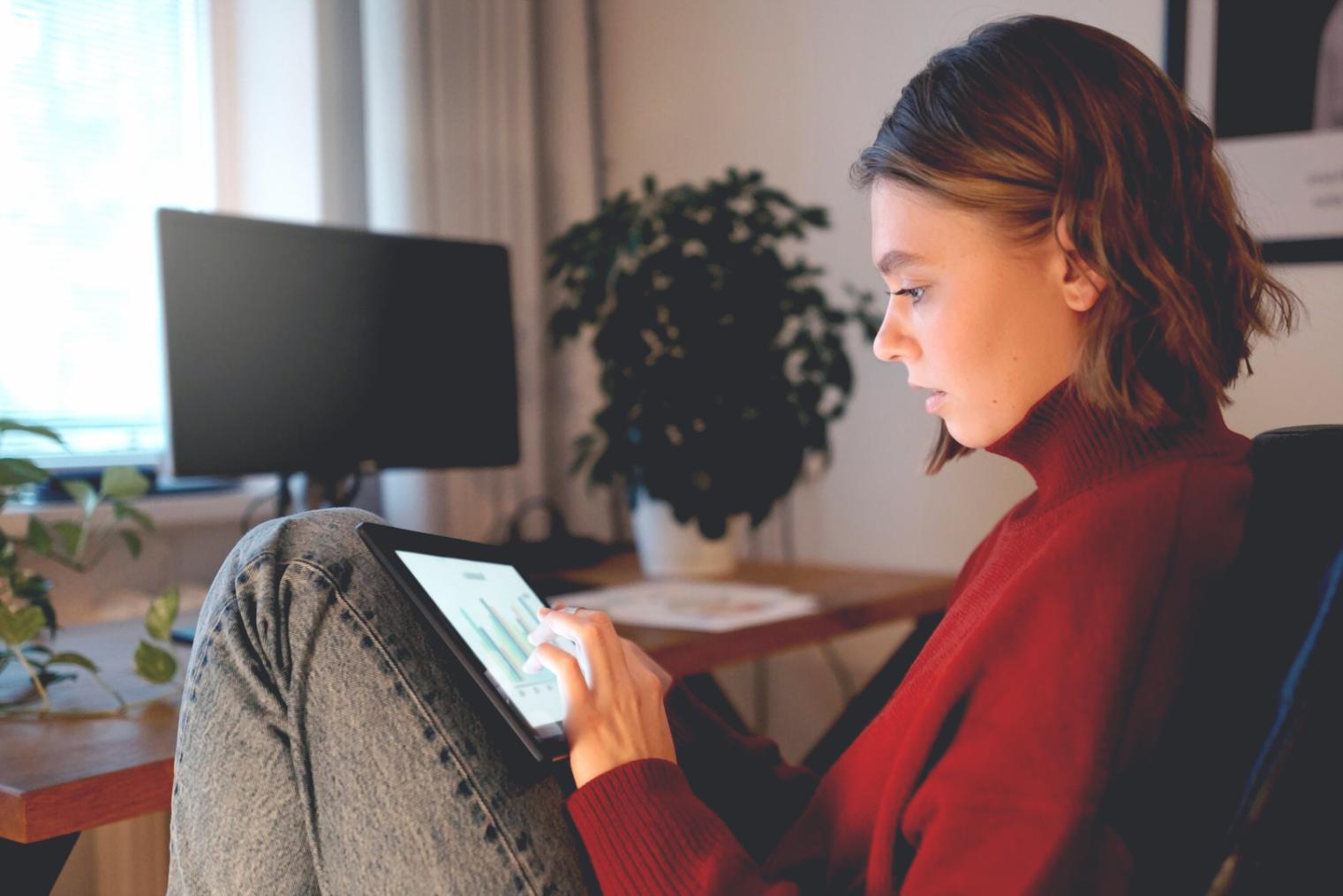 Erfolgreiche Absolventinnen und Absolventen bei der Zertifikatsübergabe